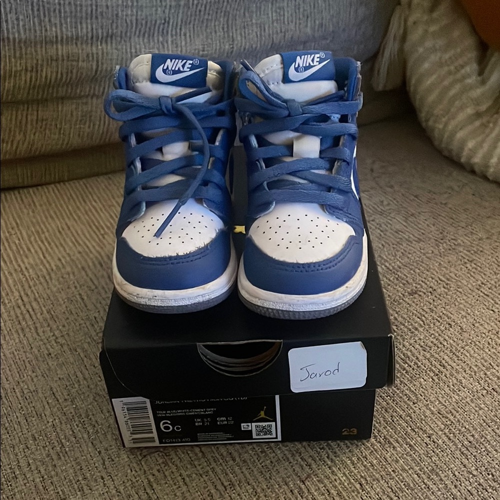 Nike Kids Blue and White Sneakers